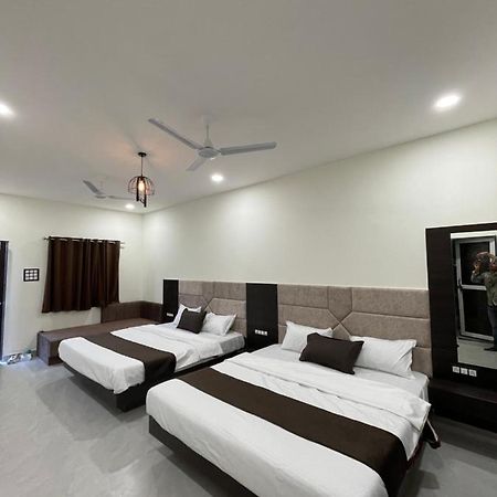 Tekri Farms And Retreat Hotel Ujjain Exterior foto